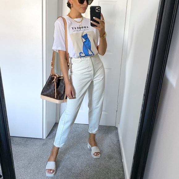 NIB $450 Gucci Logo Women's White Rubber Slide Slip-on Sandals Mules Sz 38 - Picture 13 of 13